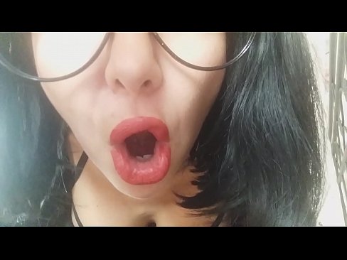 ❤️ ګرانه، ستا سوزنده مور به تاسو نن ښوونځي ته نه پریږدي ... زه تاسو ته ډیره اړتیا لرم ... ️❌ ❤